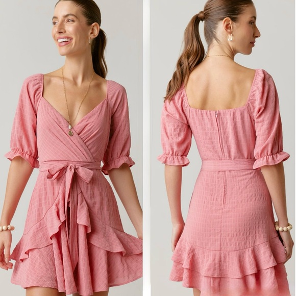 Francesca’s Faye Ruffle Mini Dress new - Picture 1 of 7